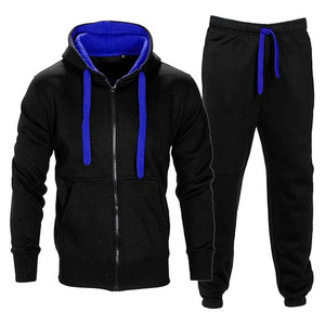 Survêtement urbain pour homme avec accents cobalt : Ensemble polaire dynamique deux pièces avec sweat à capuche zippé à doublure contrastante et coupe ajustée - Product Image 1