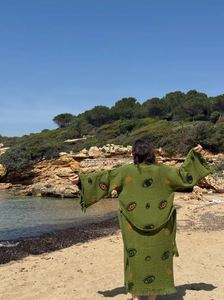 ชุดกิโมโนพิมพ์ลายดีไซน์ใหม่ลายตาปีศาจ สีสันสดใส สำหรับใช้ในชีวิตประจำวัน งานแฮนด์เมดสำหรับเด็กหญิงและผู้หญิง ผ้ากิโมโนแฟชั่น - Product Image 4