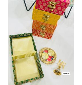 Hermosa Cesta Pequeña de Metal para Acción de Gracias, Plato para Roli y Chawal, Campana Swastik, Caja Decorativa, Set de Regalo Tradicional para Pooja - Product Image 2