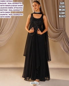 Costume de cérémonie traditionnel pour femmes Ziva Black, longueur au sol, pour mariage et Diwali - Product Image 1