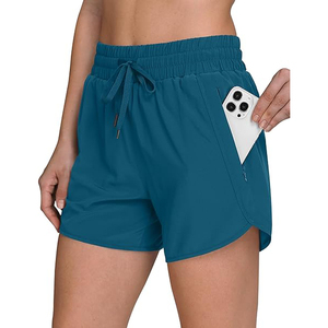 Shorts de sport élégants pour femmes, couleur turquoise, shorts d'entraînement actifs, shorts de course à séchage rapide avec poche pour téléphone - Product Image 1