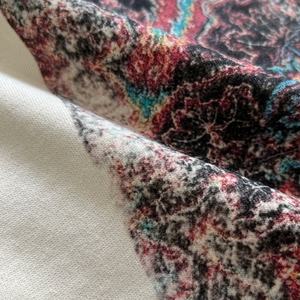 Chaleco con Gráfico de Alas de Ángel para Hombre y Mujer 2026 Blanco Corte Regular con Cuello Adornado con Cristales Morados Estilo Urbano Top Corto HD - Product Image 3