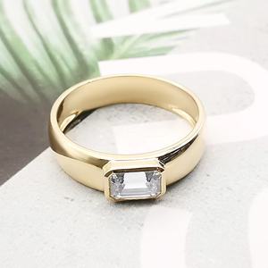 Anillo de Compromiso de Oro con Diamante Cultivado en Laboratorio con Corte Esmeralda y Engaste de Bisel, Estilo East West, para Mujer, Regalo Perfecto para Uso Diario - Product Image 3