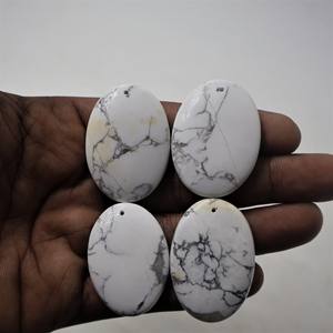 Piedra preciosa natural de cabujón de howlita de la mejor calidad seleccionada para la fabricación perfecta de joyas, cabinas pulidas a mano, piedra natal - Product Image 2