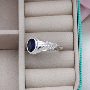 Bague en argent sterling 925 avec saphir bleu naturel, serti clos, pierre précieuse ovale, style classique, bijou unisexe pour usage quotidien - Product Image 6