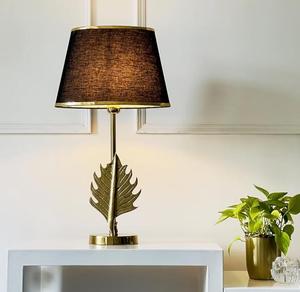 Lampe de table moderne en laiton avec abat-jour en tissu noir style Empire, lumière chaude pour chambre à coucher, éclairage décoratif - Product Image 1
