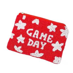 Porte-monnaie miniature unique brodé de perles fantaisie pour le jour du match, fait main - Product Image 1