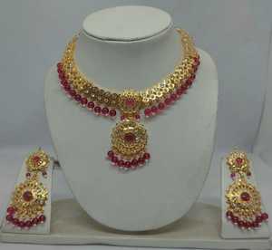 Magnifique ensemble de collier Kundan en rubis plaqué or, collier ras-du-cou indien pour mariage, bijoux à perles pendantes, cadeau pour femme - Product Image 4