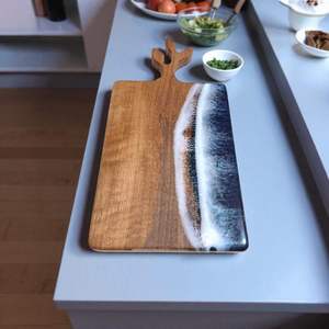 Planche à fromage rectangulaire en résine faite à la main avec motif océan bleu, épaisseur 1,3 cm, non toxique et compatible lave-vaisselle - Product Image 2
