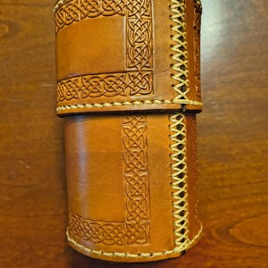 New Arrival 100% Genuine Cowhide Leather Handmade Molded Round Dice <b>Cups</b> 16 Centimeter Custom OEM Design with Custom Design - Product Image 4