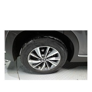 2020 for Hyundai Santa Fe Diesel 2.0 2WD with Automatic Gearbox Leather Seats Rear Camera 89,404 km Left Steering - Product Image 5