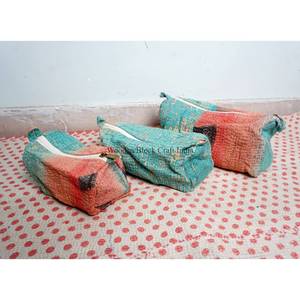 Nouvelle conception, trousse de toilette artisanale en coton Kantha, patchwork, lot de 3 pochettes, trousse à cosmétiques, cadeaux pour mariage, cadeau de retour de mariage - Product Image 3