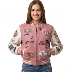 Chaqueta Bomber Varsity Corta de Cuero Vacuno con Diseño Personalizado, Estilo Urbano, Logotipo y Letras, para Mujer - Product Image 4