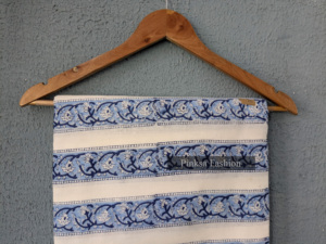 Tela de Algodón 100% Puro Estampada a Mano con Diseño Floral Azul y Rayas para Confección de Prendas al por Mayor - Product Image 6