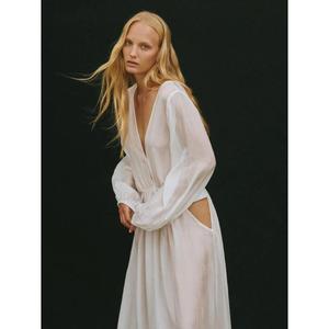 Elegante vestido largo de satén blanco con cuello en V profundo y manga larga para mujer, vestido de noche holgado estilo bohemio para fiesta. - Product Image 3