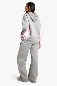 Pantalones Deportivos de Pierna Recta para Mujer, Color Gris Invierno, con Detalles de Ribete, Felpa Suave, 100% Algodón, Cierre con Cordón, Corte Holgado - Product Image 4