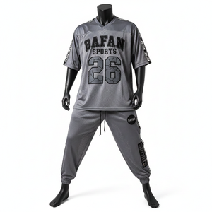 Conjunto de Jersey y Pantalón Deportivo para Hombre en Malla de Poliéster Premium, 180 GSM, Transpirable, Color Gris, con Paneles Laterales con Transferencia Térmica, 2 Piezas - Product Image 6