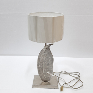 Lámpara de Estilo Americano con Diseño de Asta de Ciervo, Clásica, Única, Retro, Decoración para el Hogar, Lámpara de Noche para Sala de Estar, Acabado Marrón Vintage - Product Image 2