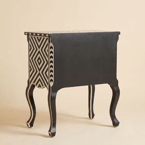 Meuble en os incrusté fait main, table de chevet à 2 tiroirs en os incrusté noir, motif Chevron - Product Image 2