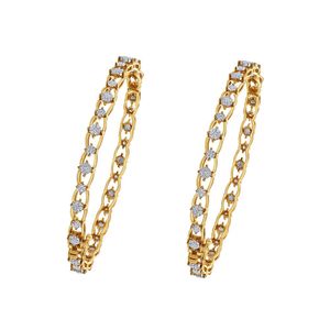 Paire de bracelets en or jaune 14 carats avec diamants de laboratoire et maillons floraux alternés - Product Image 3