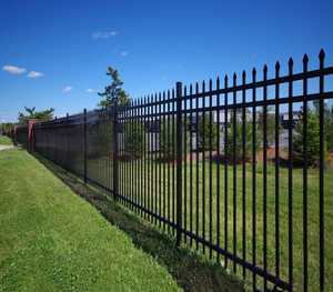 Valla de Seguridad para Jardín de Aluminio 6063 T5 de 3 Rieles Superiores Planos, 4 pies x 6 pies, Acabado Galvanizado en Caliente, Resistente a los Rayos UV, para Casa o Villa - India - Product Image 3