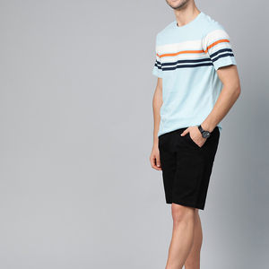 เสื้อยืดผู้ชายดีไซน์ล่าสุด ผ้าฝ้าย 100% ทรงโอเวอร์ไซส์ เป็นมิตรกับสิ่งแวดล้อม บริการ OEM แฟชั่นมาแรง รับสกรีนโลโก้ตามสั่ง - Product Image 5