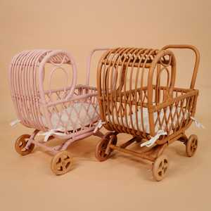 Carrito de muñecas de ratán natural, carritos de juguete para arrastrar, cochecitos de muñecas al por mayor, juguetes de simulación para niños pequeños - Product Image 6