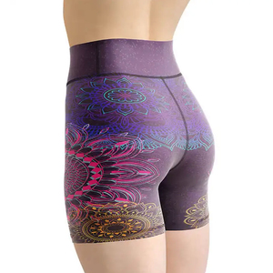 Shorts de yoga taille haute pour femmes, imprimé motif mandala, en spandex et polyester, extensible dans les quatre sens, taille élastique, pour entraînement et fitness - Product Image 4