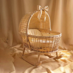 Cuna Portátil de Ratán, Suministro Directo de Fábrica, Se Aceptan OEM y ODM, Cuna Hecha a Mano con Colchón Suave, de Vietnam - Product Image 3