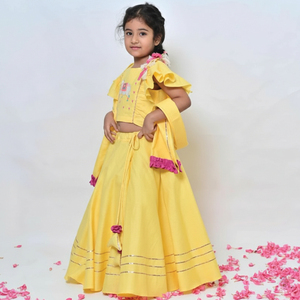 Lehenga Choli de Primera Calidad para Niñas, Vestido Tradicional Indio Étnico Bordado para Bodas y Fiestas, Precio de Exportación - Product Image 4