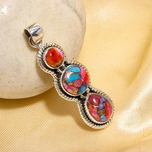 Pendentif en argent sterling massif 925 avec turquoise huître rose, pierre de naissance de décembre, serti clos de diamants taille ovale - Product Image 1