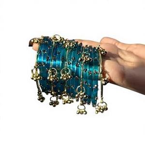 Ensemble de bracelets Jhumki multicolores dorés tendance et très prisés, style cachemire, pour mariages et fêtes, prix de gros premium, artisanat en résine - Product Image 1