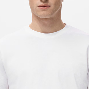 Vêtements pour hommes, confort supérieur, tenue quotidienne, style décontracté tendance, design de haute qualité avec logo personnalisé, manches courtes. - Product Image 2