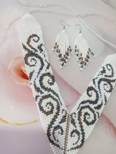 Hermoso Collar Estilo Vintage AMERICANO Hecho a Mano con Flores Oceánicas, Conjunto de Joyería Estilo Boho Americano PARA ANIVERSARIO, FIESTA, REGALO - Product Image 3