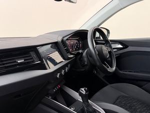 BUENA OFERTA 2020 A1 1.5 SPORT S TRONIC - Product Image 2