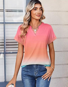 เสื้อยืดแขนสั้นคอวีสีไล่ระดับสำหรับผู้หญิงทรงหลวมสบายๆ เสื้อถักลำลองสำหรับฤดูใบไม้ผลิและฤดูร้อน ระบายอากาศได้ดี ผลิตจากโพลีเอสเตอร์ - Product Image 2