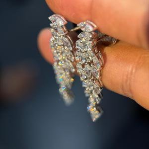 Boucles d'oreilles élégantes en diamant avec diamants de laboratoire, bijoux de mode pour femmes, pour mariage, anniversaire et cadeaux - Product Image 4