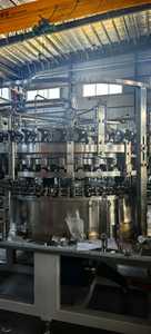 Machine industrielle automatique de rinçage, de remplissage et de sertissage de boîtes de conserve pour l'emballage et le conditionnement de boissons et d'aliments - Product Image 5