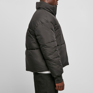 Blouson matelassé haute performance pour homme, conception unique, logo personnalisé, collection hiver 2026, vente en gros - Product Image 4