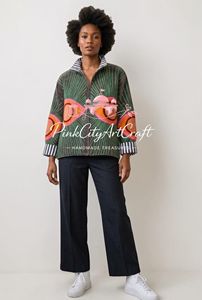 Chaqueta de terciopelo tejida a mano con diseño Kantha, ecológica, para mujer, estilo bomber de invierno, con ribete a rayas y bordado artesanal indio. - Product Image 3