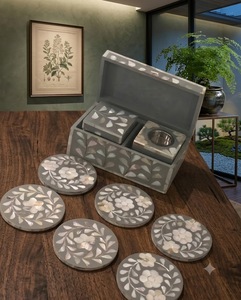 Juego de Cajas para Incienso de Nácar Hechas a Mano con Incrustaciones Florales de Sándalo Ecológico para Decoración del Hogar - Product Image 1