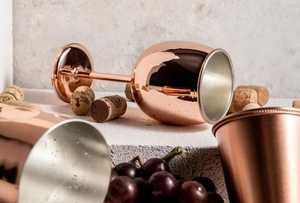 Verre à vin en cuivre de luxe moderne avec finition brillante, design minimaliste, verrerie à pied pour le vin, vente en gros de verrerie, tasse - Product Image 5