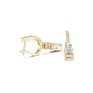 Boucles d'oreilles de fiançailles en or jaune 14 carats avec diamants de laboratoire ronds et baguettes pour femmes |   Nouveau diamant cultivé - Product Image 4