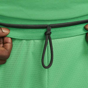 Shorts de basket-ball décontractés rouges de haute qualité avec logo personnalisé, respirants et à séchage rapide, pour hommes, style streetwear estival, avec service OEM - Product Image 5