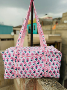 Pink Floral Print Textile <b>Duffel</b> <b>Bag</b> With Zipper Closure Casual Travel Weekender <b>Bag</b> Portable Design - Product Image 1