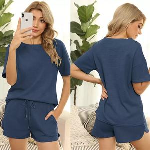 Conjunto Deportivo para Mujer 2021, Camiseta y Pantalones Cortos de Cintura Media, Tejido de Punto Bordado con Logotipo Personalizable, para Gimnasio, Venta al Por Mayor - Product Image 4