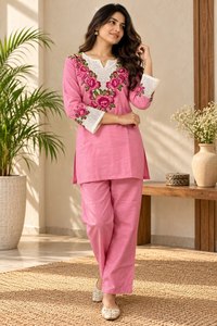 Conjunto de Dos Piezas de Rayón para Mujer, Diseño de Diseñador, con Bordado Multihilo, Top Cosido y Pantalones a Juego, Estilo Tradicional, para Todas las Temporadas - Product Image 2