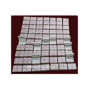 กล่องเครื่องประดับหินอ่อนสีขาวสวยงาม พร้อมการตกแต่งอย่างประณีตและลายดอกไม้ฝังมุก สำหรับเป็นของขวัญในเทศกาล - Product Image 3