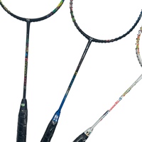 Raquette de badminton à dureté réglable avec manche en carbone et grip en PU