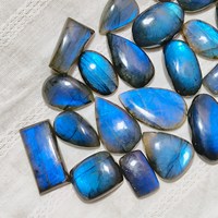 FF Jewellers Pierres précieuses naturelles de labradorite bleue feu, taille poire, effet de couleur changeant, formes variées, toutes tailles assorties, certifiées par un tiers